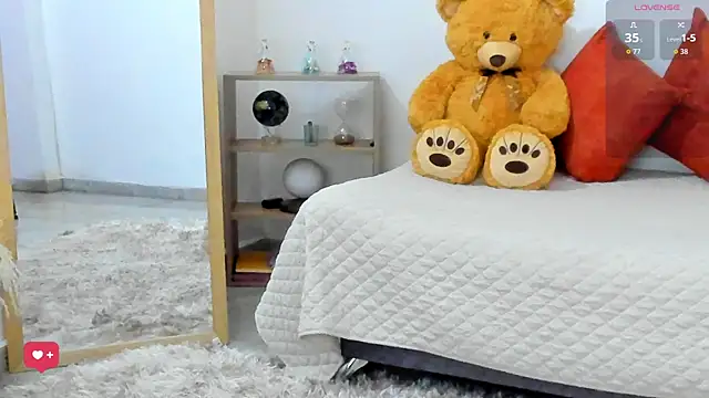  AllisonSweet  online show from 07.04.26