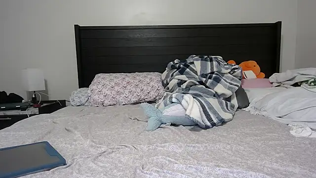 QueenLolaX online show from 01.11.26