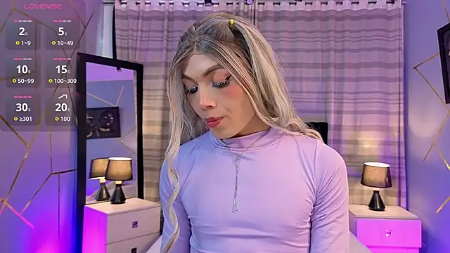 Megan Do Santos online show from 11.26.25