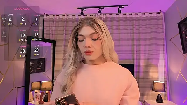 Megan Do Santos online show from 11.29.25