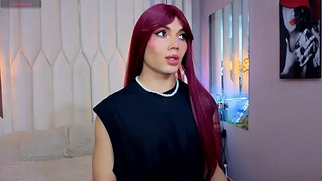 Megan Do Santos online show from 04.16.26