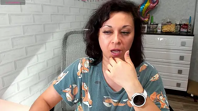 TeasyLana online show from 03.13.26