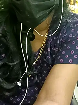 Aishu-tamil09 online show from 12.08.24