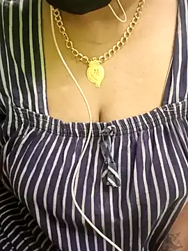 Aishu-tamil09 online show from 12.21.24