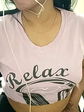 Aishu-tamil09 online show from 01.27.25