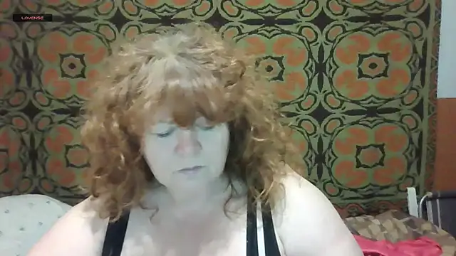 RoseRed69 online show from 10.16.25