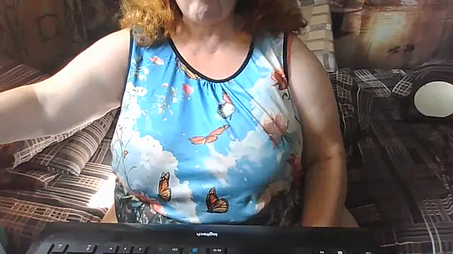 Snapshot of RoseRed69 chatting on 07.06.26 RoseRed69 online show from 07.06.26