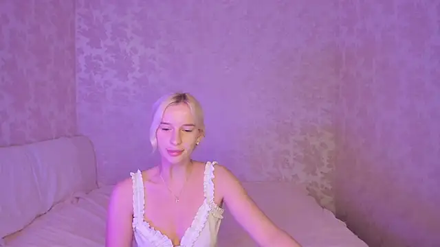 Amanda054 online show from 09.10.25