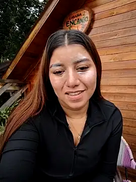 Snapshot of caro_sweett chatting on 03.13.26 caro sweett online show from 03.13.26