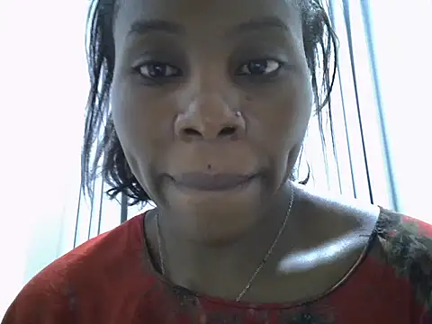 Snapshot of Queen_loveer chatting on 01.07.26 Queen loveer online show from 01.07.26