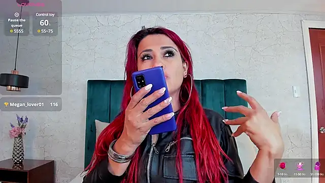 AndreaPink2024 online show from 03.20.25