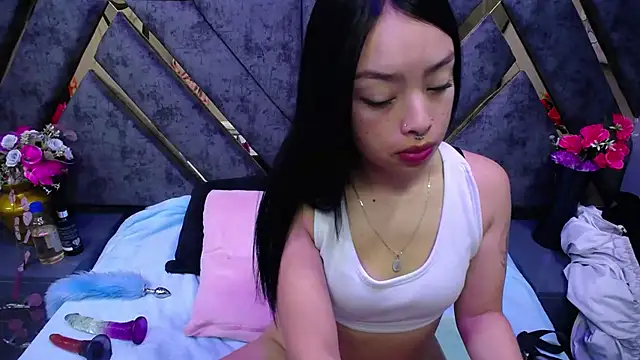 Sofia Mirandaa18 online show from 04.14.26