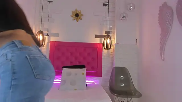 mia six66 online show from 03.08.25