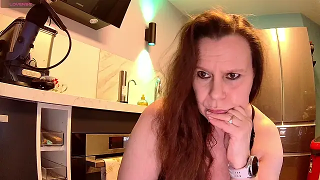 Endrocleia online show from 02.10.25