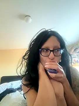 myloveforyouu online show from 11.06.25