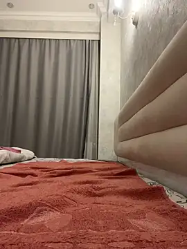 wrenlie online show from 12.16.25