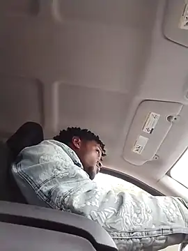 Snapshot of rayyymack chatting on 09.24.25 rayyymack online show from 09.24.25