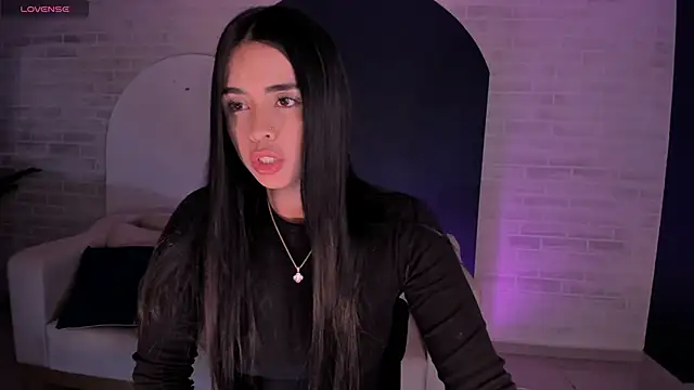 Snapshot of MariaHerrera_ chatting on 03.12.25 MariaHerrera online show from 03.12.25