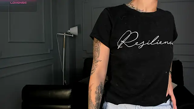 MariaHerrera  online show from 11.30.25