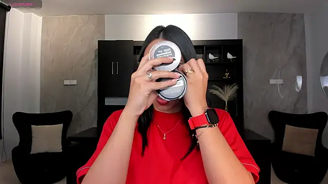 KatieStonne online show from 10.11.25