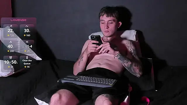 Dylanwhite23  online show from 10.18.25