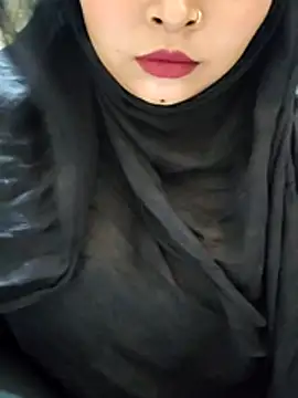 Snapshot of Indian-Nazia chatting on 04.19.26 Indian-Nazia online show from 04.19.26