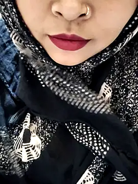 Snapshot of Indian-Nazia chatting on 04.26.26 Indian-Nazia online show from 04.26.26