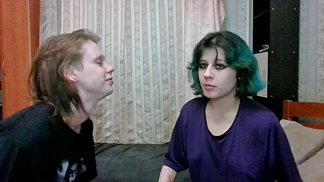 Snapshot of Crystal_Love_Porn chatting on 03.01.25 Crystal Love Porn online show from 03.01.25