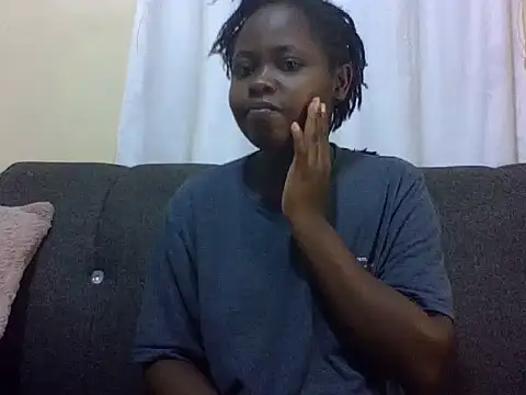 Snapshot of Sweetcecie01 chatting on 03.13.26 Sweetcecie01 online show from 03.13.26