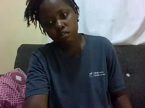 Snapshot of Sweetcecie01 chatting on 03.22.26 Sweetcecie01 online show from 03.22.26