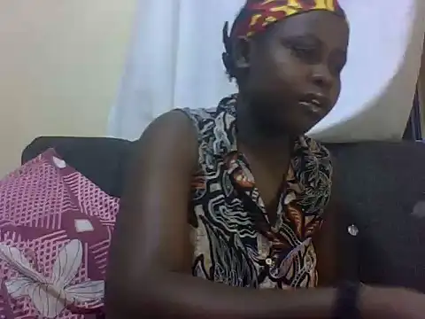 Snapshot of Sweetcecie01 chatting on 03.25.26 Sweetcecie01 online show from 03.25.26