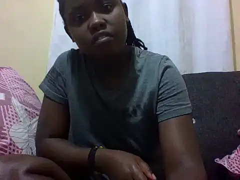 Snapshot of Sweetcecie01 chatting on 06.07.26 Sweetcecie01 online show from 06.07.26