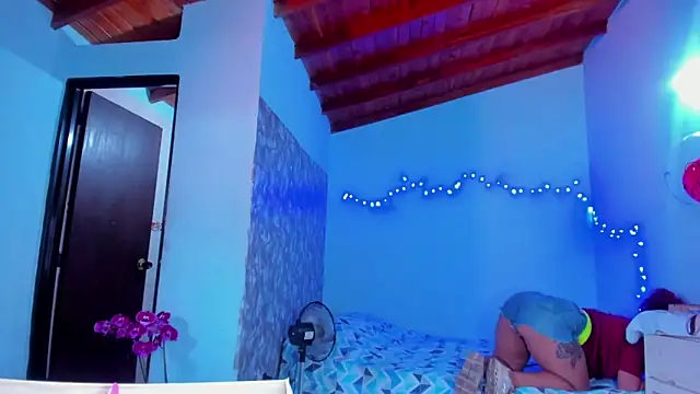 Snapshot of AngelaCoffee chatting on 02.21.26 AngelaCoffee online show from 02.21.26