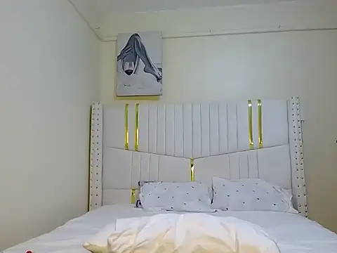 Snapshot of Tamia_love200 chatting on 09.18.25 Tamia love200 online show from 09.18.25