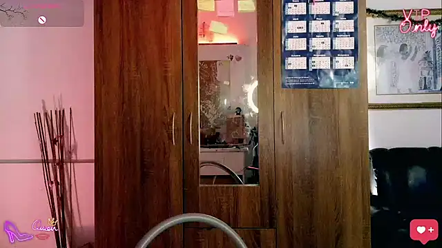 LauGrayJ online show from 02.08.26