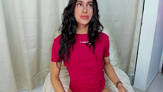 Snapshot of _cat_18 chatting on 02.26.25  cat 18 online show from 02.26.25