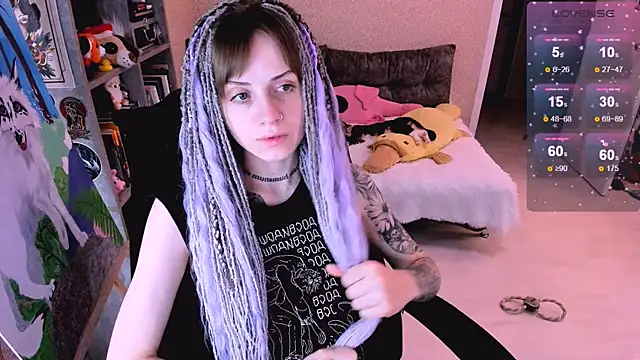 NaniMoore online show from 12.02.24