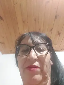 clarita 01 online show from 04.01.26