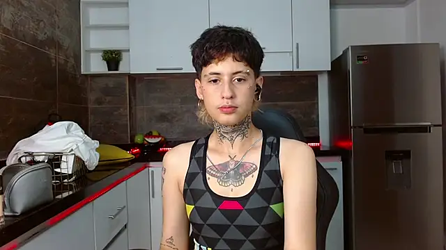 Ethan lennox online show from 12.14.25