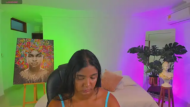 Snapshot of JANYLOVE__ chatting on 04.17.26 JANYLOVE online show from 04.17.26