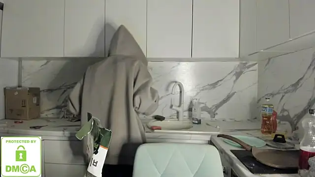 Ayesha Thebestt online show from 01.09.26