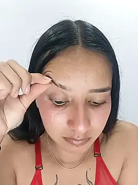 Snapshot of _vaness chatting on 12.26.24  vaness online show from 12.26.24