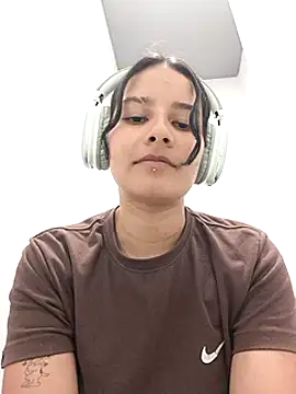 Snapshot of _vaness chatting on 01.03.25  vaness online show from 01.03.25