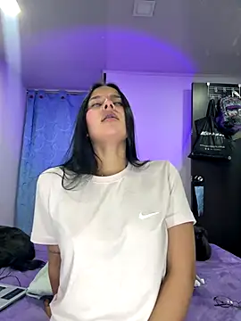 Snapshot of _vaness chatting on 10.03.25  vaness online show from 10.03.25