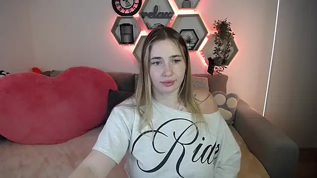 SabrinViolet online show from 07.20.26