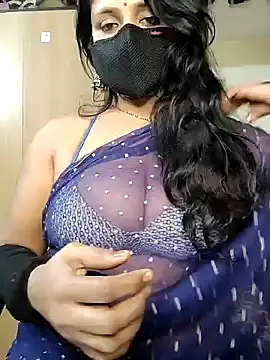 Snapshot of Cute_Ruhi99 chatting on 01.13.25 Cute Ruhi99 online show from 01.13.25