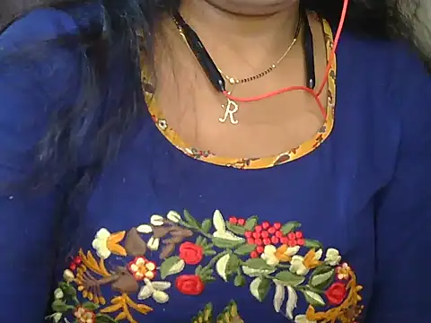 Snapshot of Cute_Ruhi99 chatting on 02.23.25 Cute Ruhi99 online show from 02.23.25