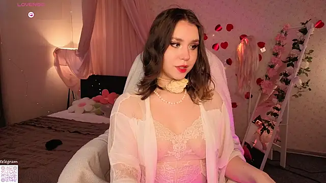 Snapshot of lilly_Cherry_ chatting on 04.30.26 lilly Cherry online show from 04.30.26