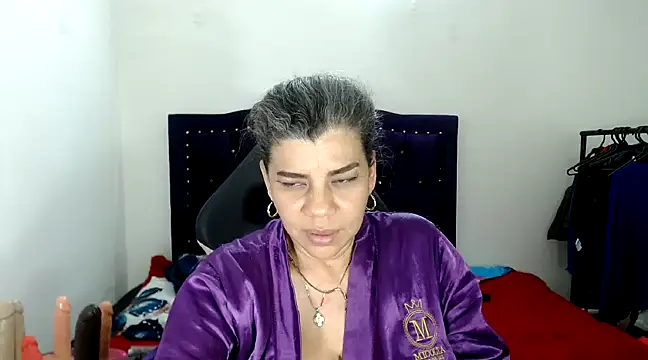 vikyadams online show from 03.19.25