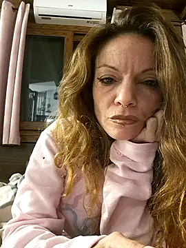 vampvanna23 online show from 11.26.25